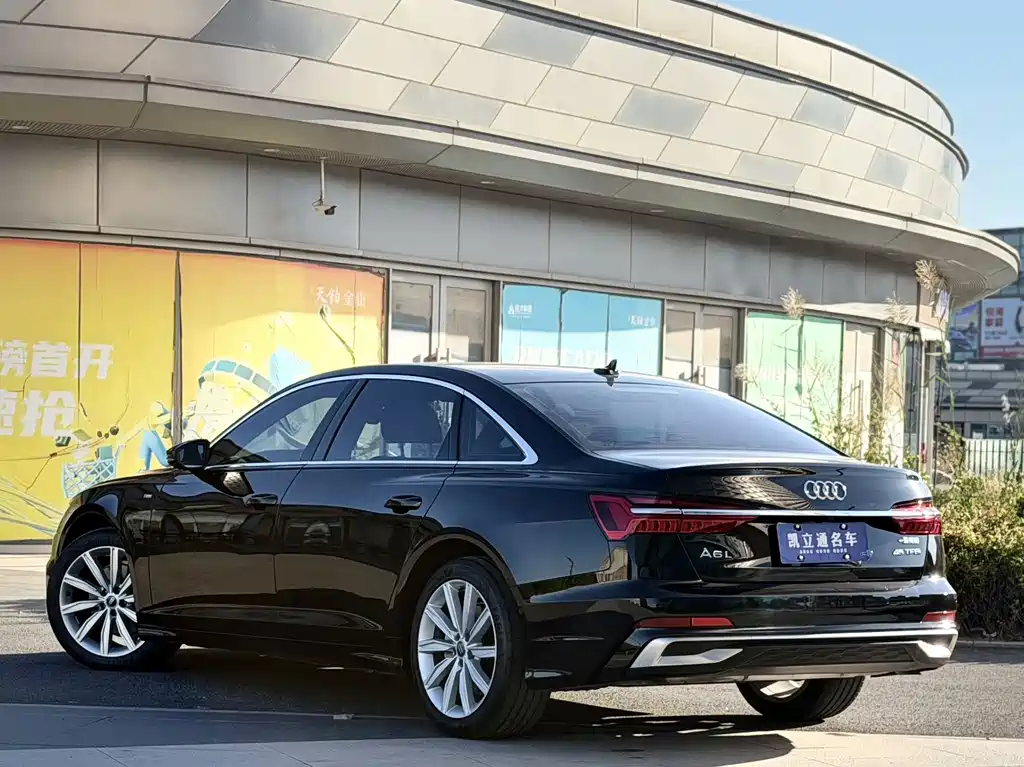 Audi A6L — фото 5