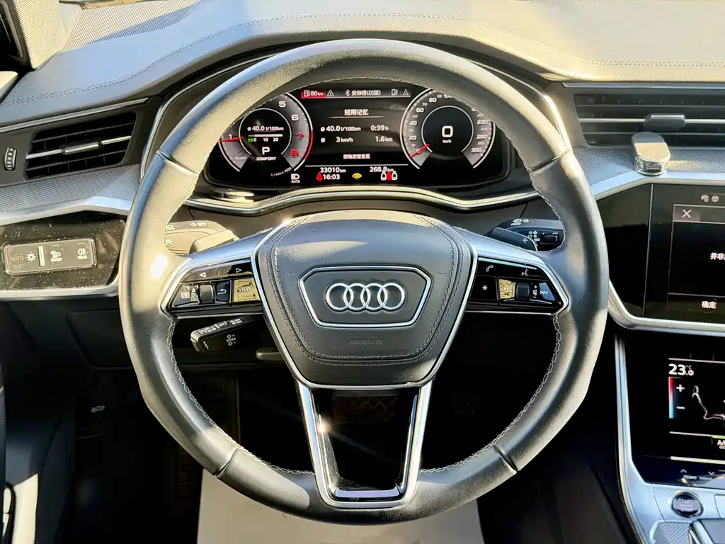 Audi A6L — фото 6