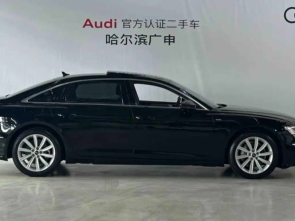 Audi A6L — фото 5