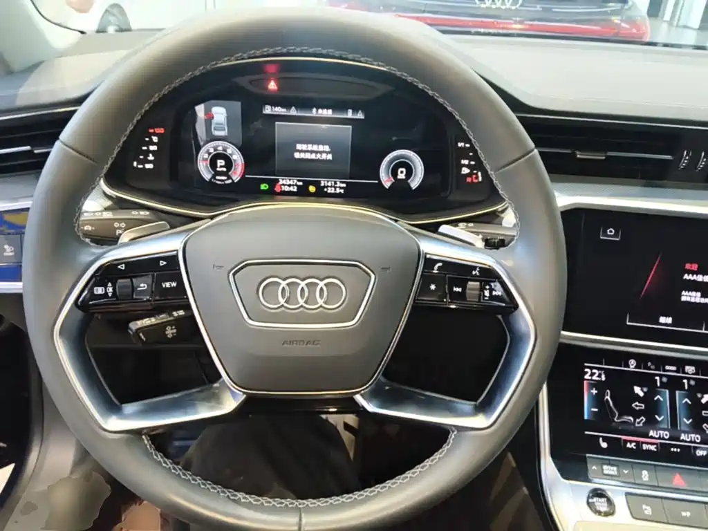 Audi A7L — фото 11