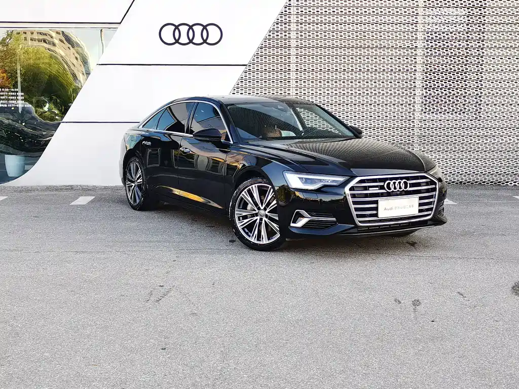 Audi A6L — фото 5