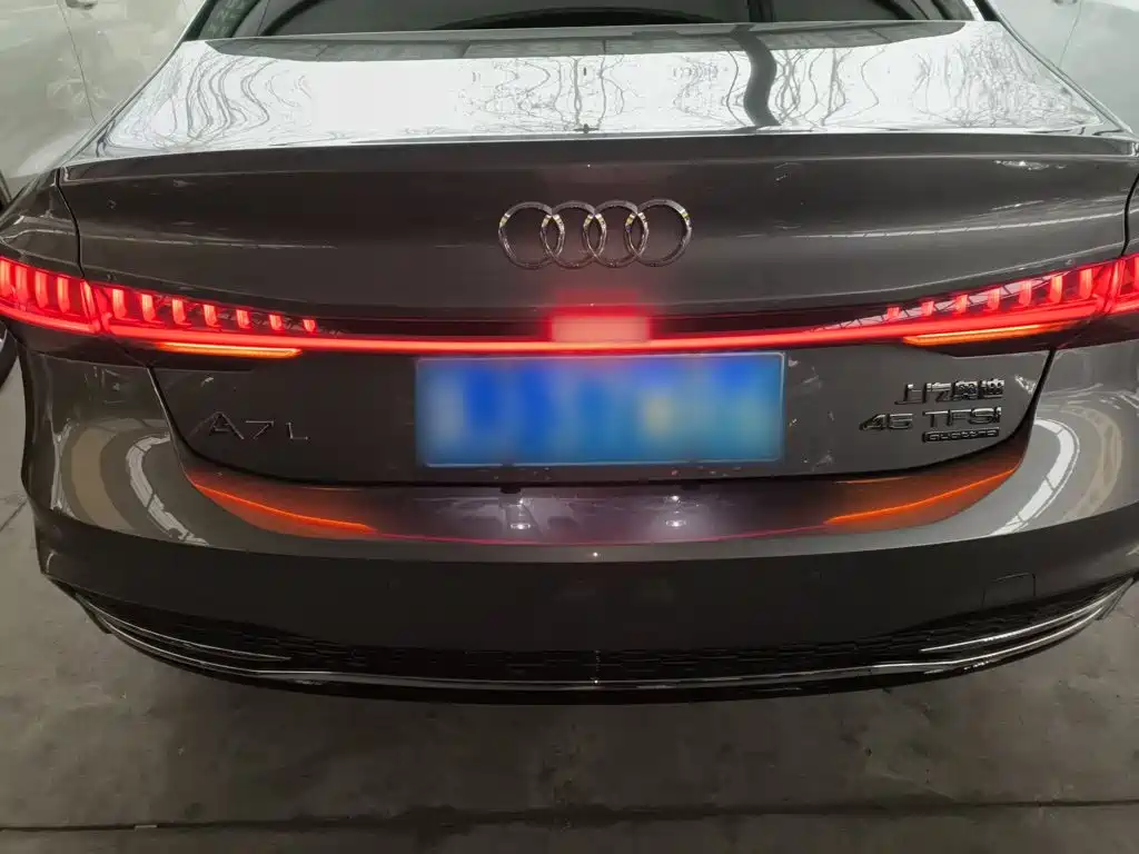 Audi A7L — фото 4