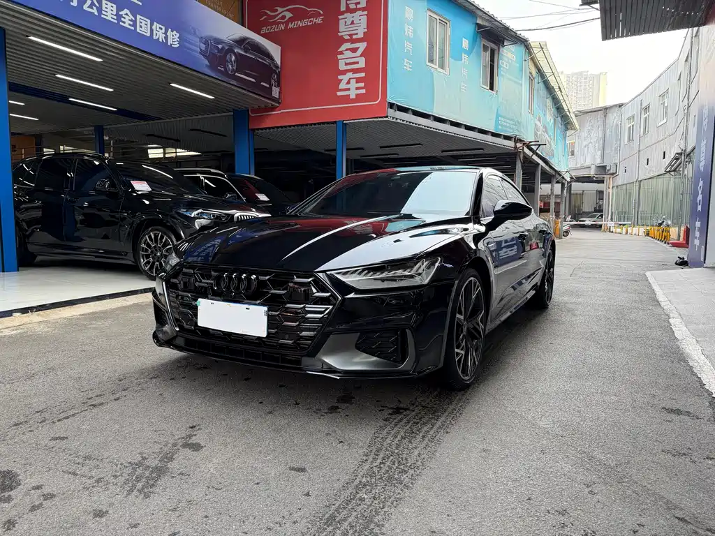 Audi A7L