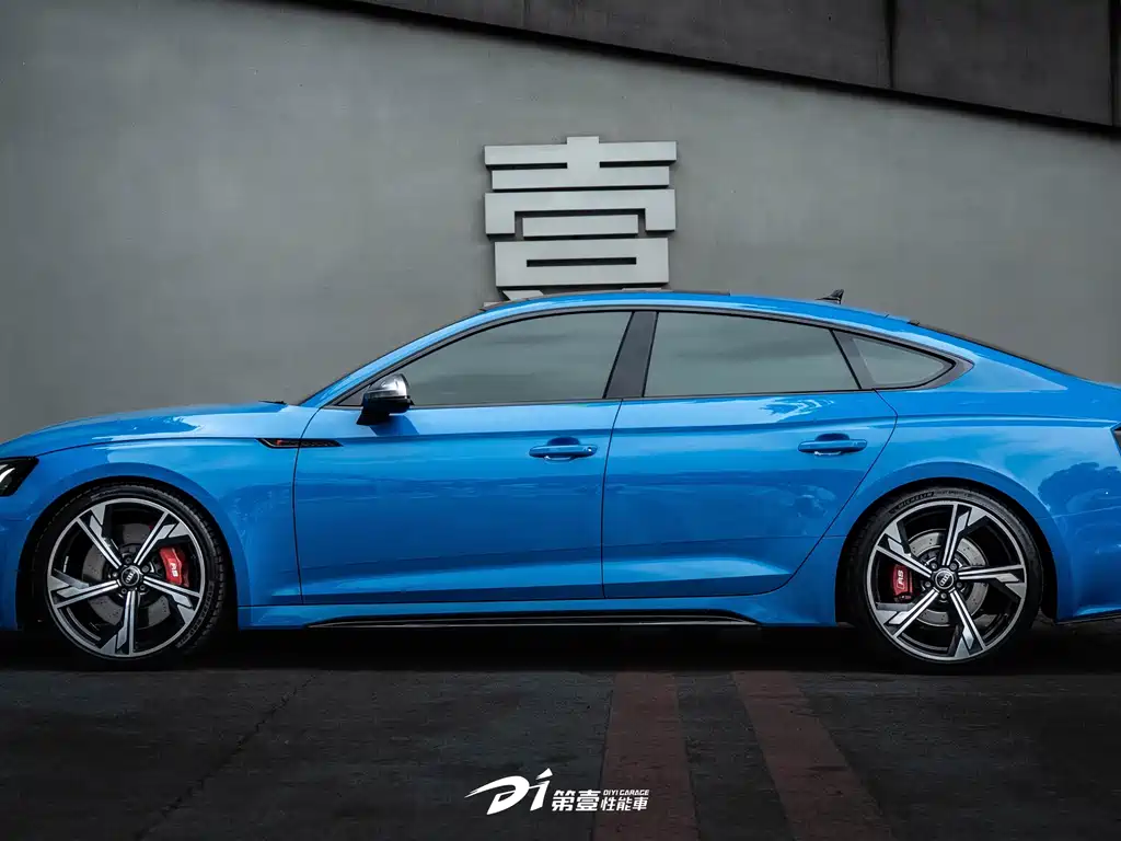 Audi RS 5 — фото 9