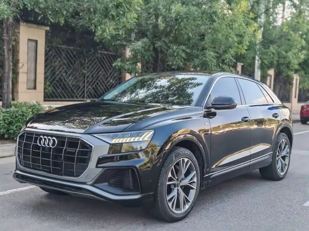 Audi Q8 — фото 3