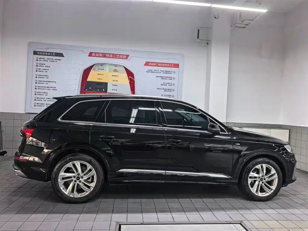 Audi Q7 — фото 4