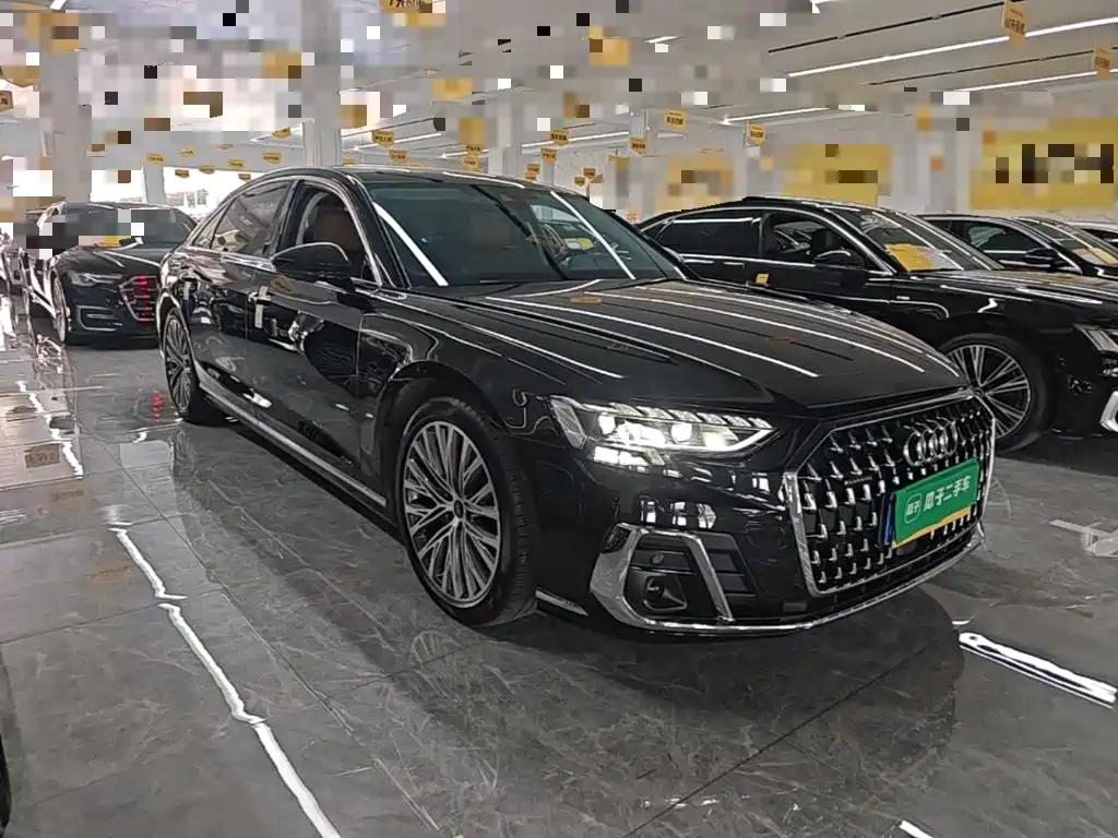 Audi A8 — фото 4