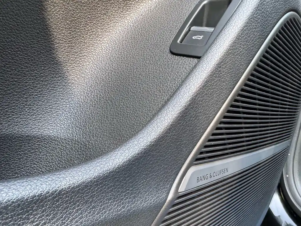 Audi Q7 — фото 7