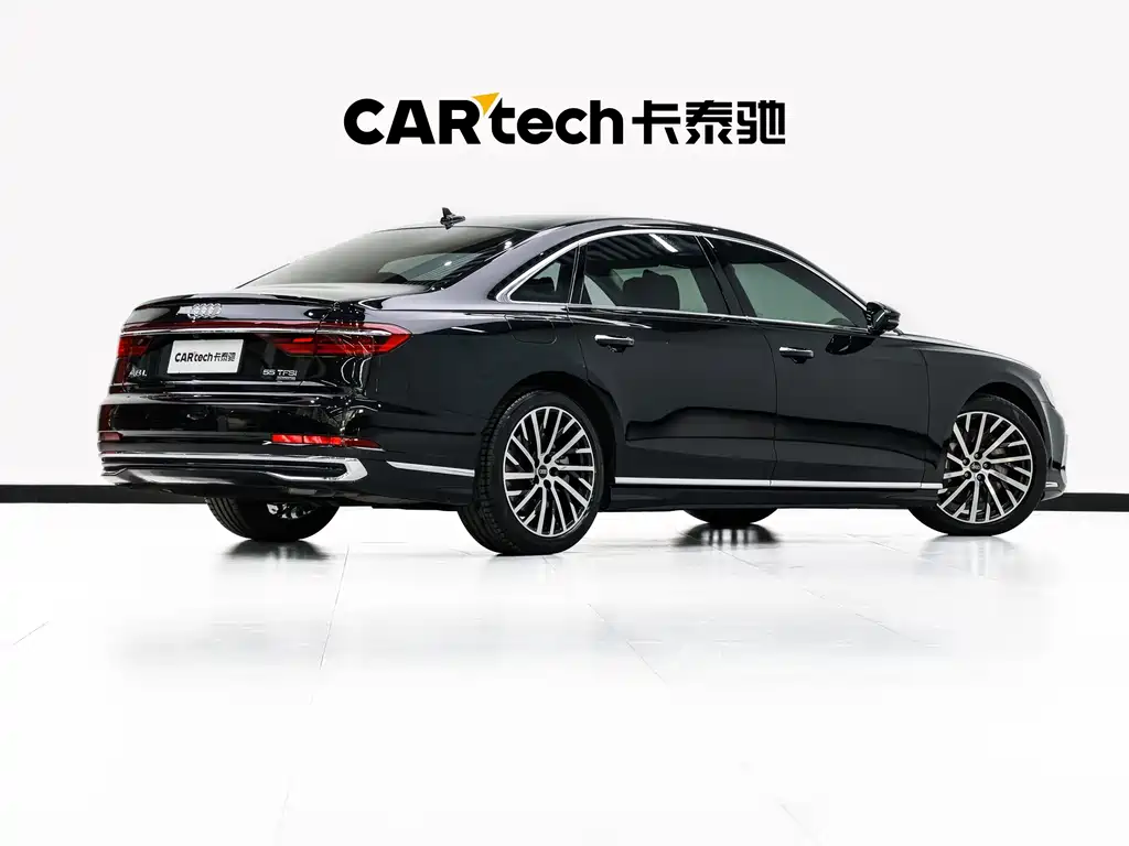 Audi A8 — фото 4