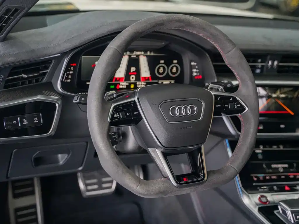 Audi RS 6 — фото 19