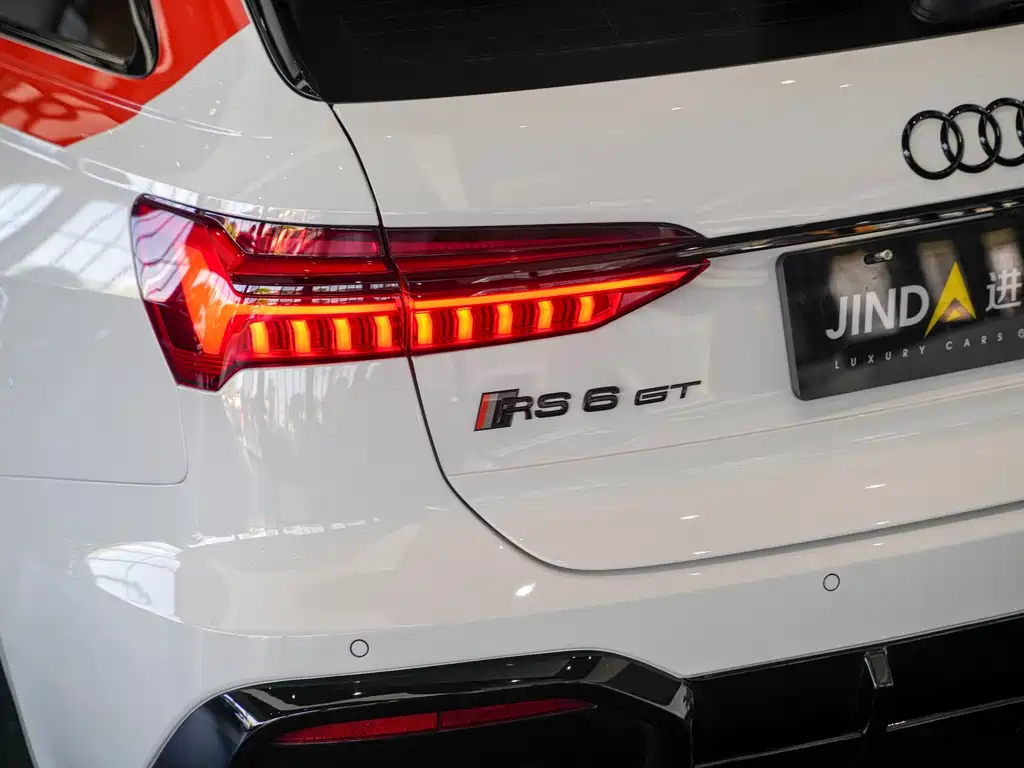 Audi RS 6 — фото 6