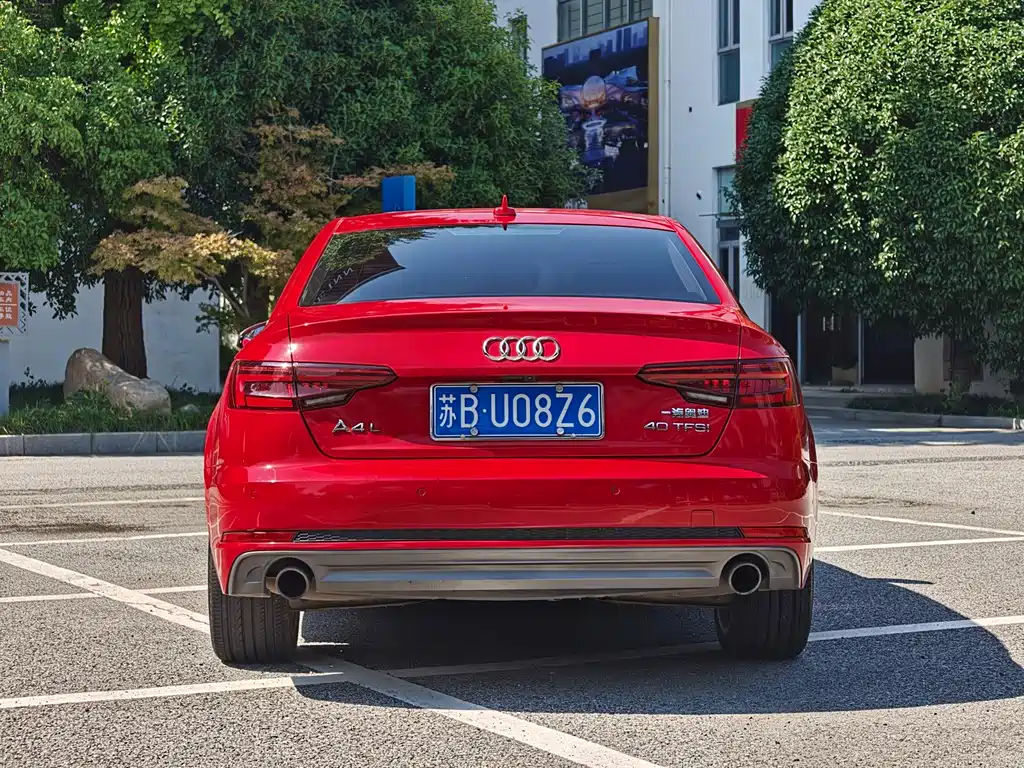 Audi A4L — фото 6