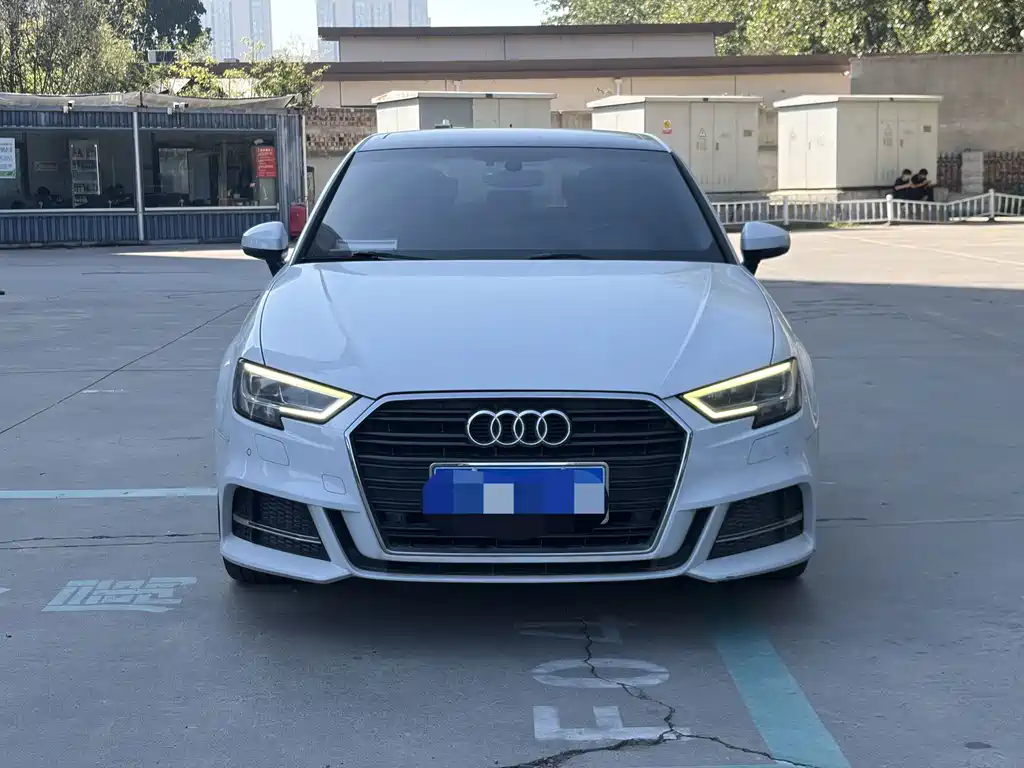 Audi A3 — фото 2
