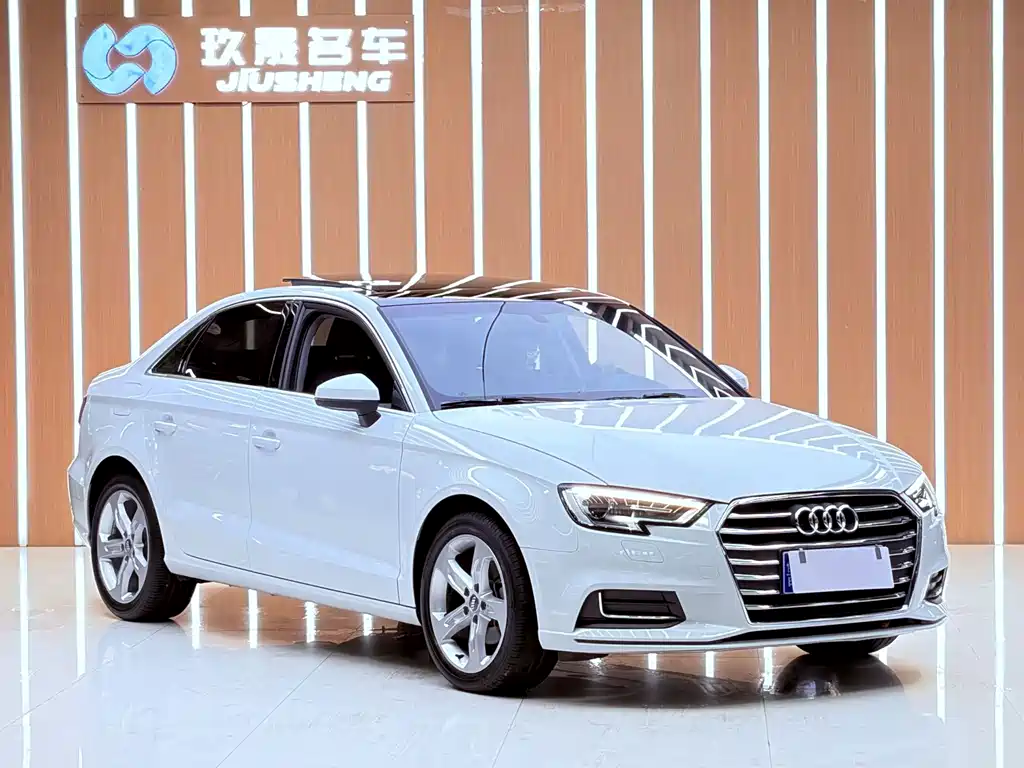 Audi A3 — фото 3