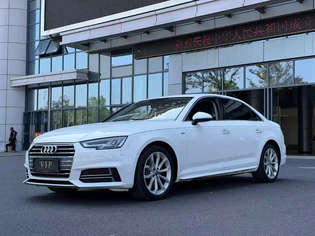 Audi A4L — фото 3