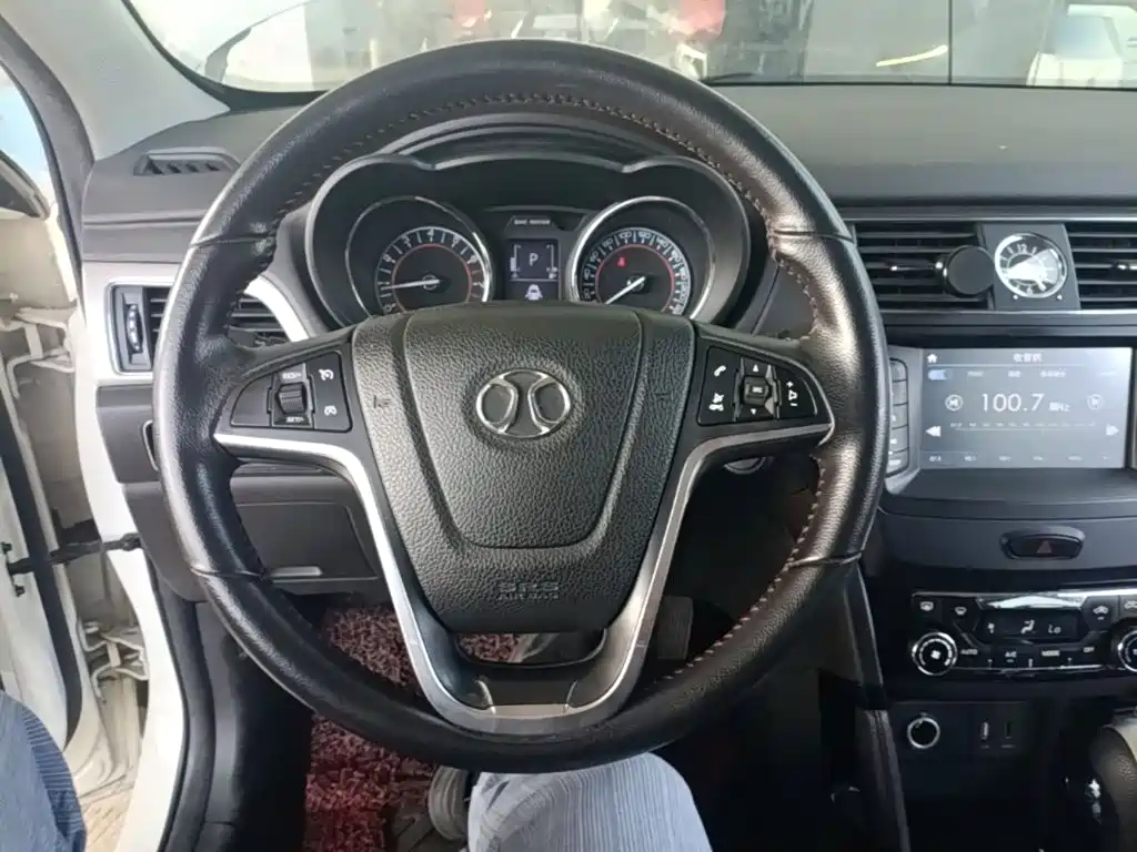 BAIC Senova X55 — фото 11