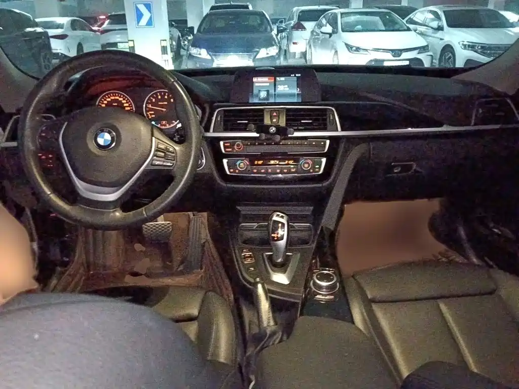 BMW 3 Series GT — фото 13
