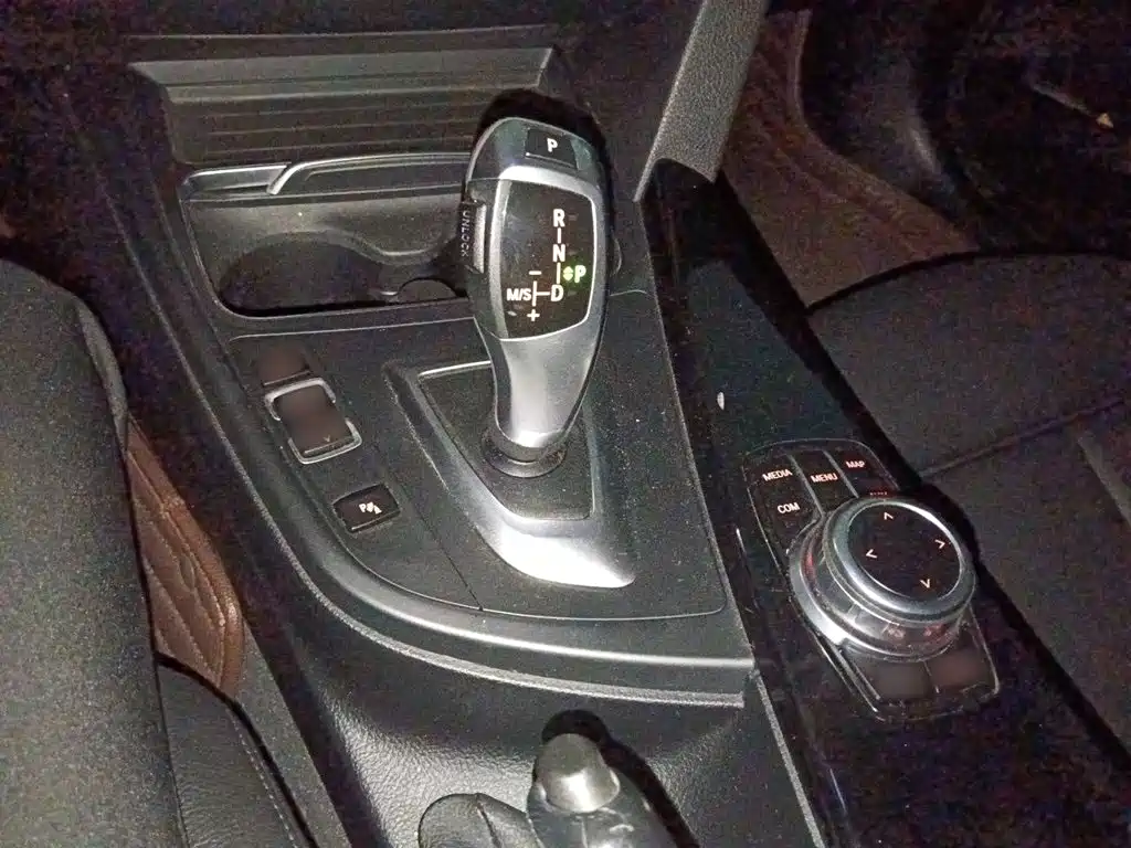 BMW 3 Series GT — фото 7