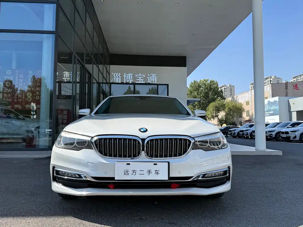 BMW 5 Series — фото 2