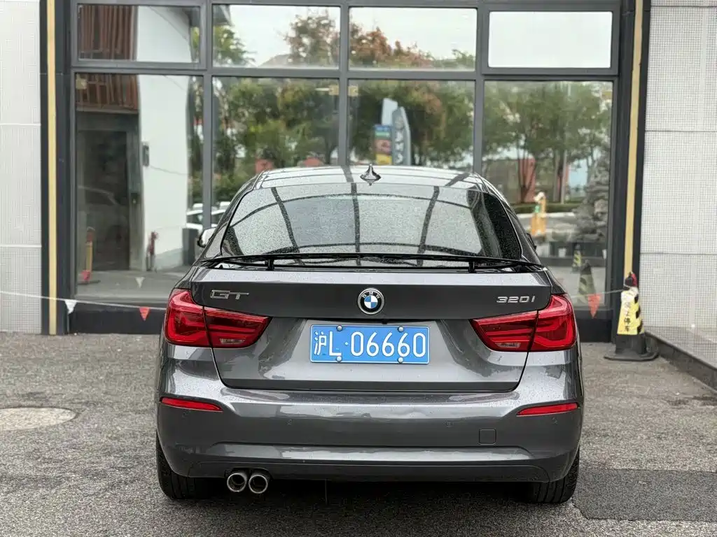 BMW 3 Series GT — фото 8