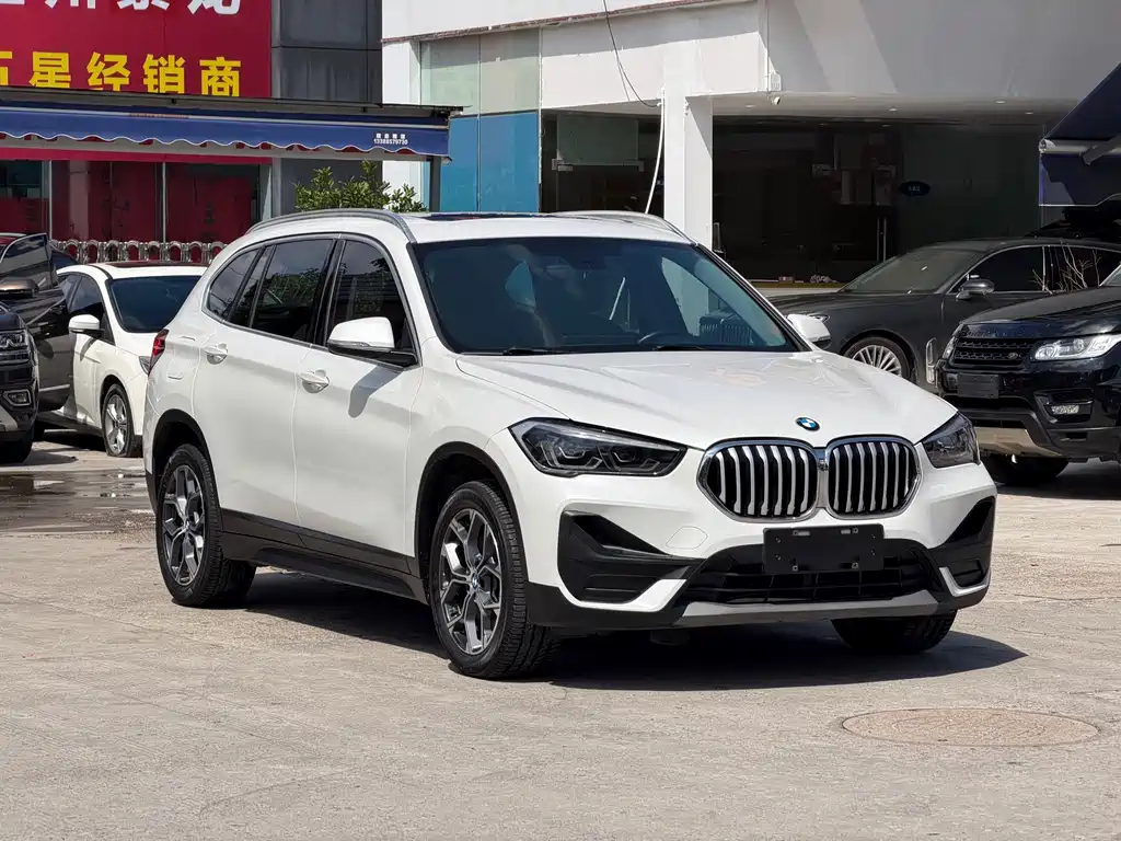 BMW X1 — фото 3