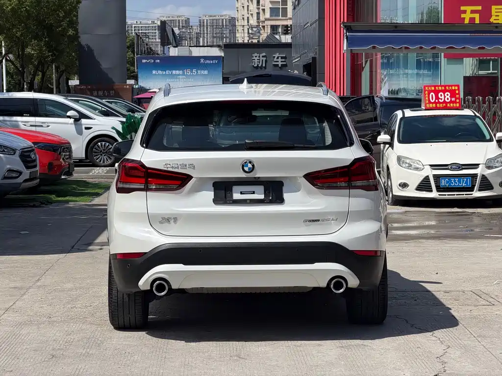 BMW X1 — фото 10