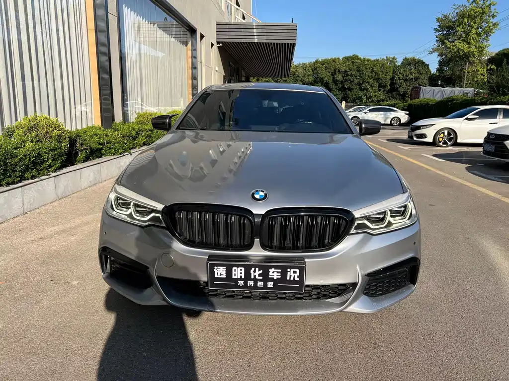 BMW 5 Series — фото 2