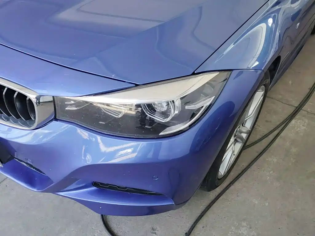 BMW 3 Series GT — фото 24
