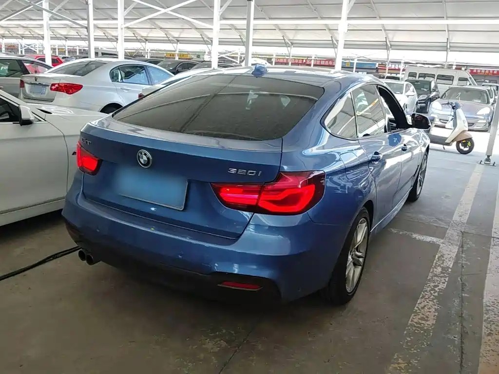 BMW 3 Series GT — фото 7