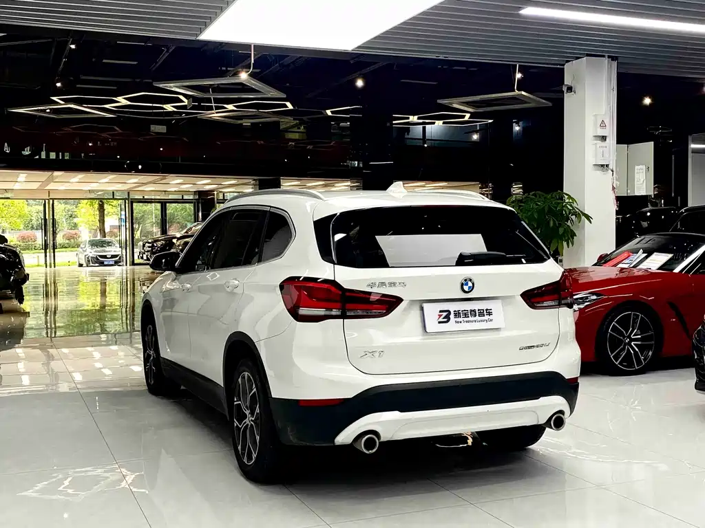 BMW X1 — фото 17