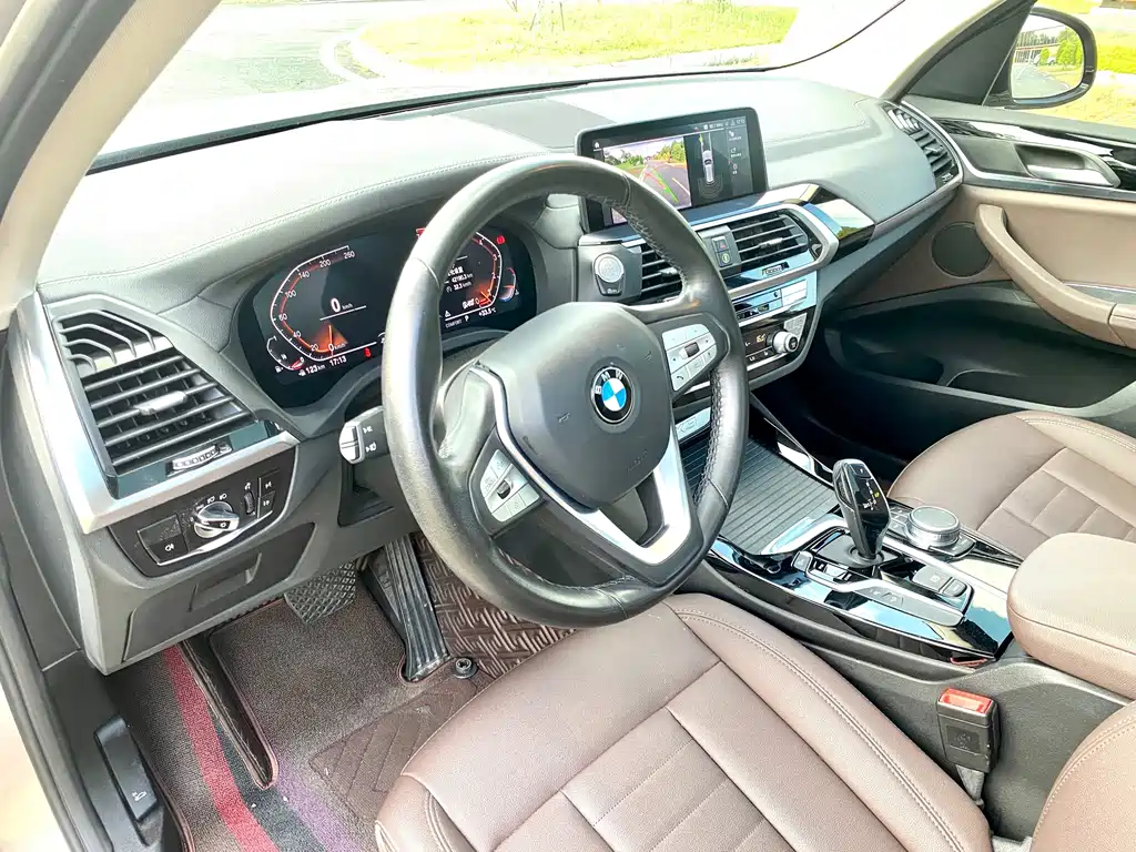 BMW X3 — фото 11