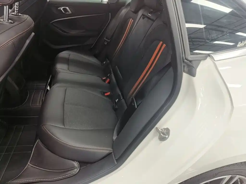 BMW 2 Series (Import) — фото 17