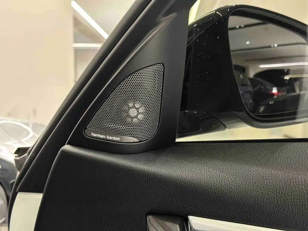 BMW 3 Series — фото 13