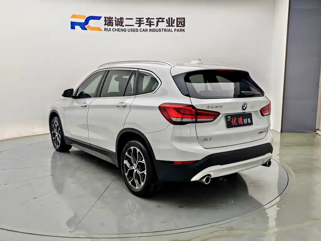 BMW X1 — фото 15
