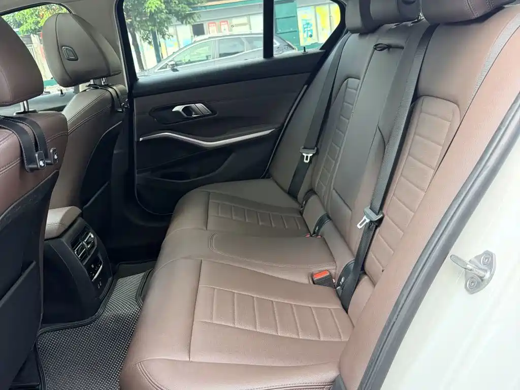 BMW 3 Series — фото 17