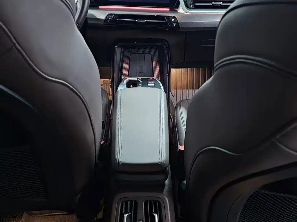 BMW X1 — фото 14