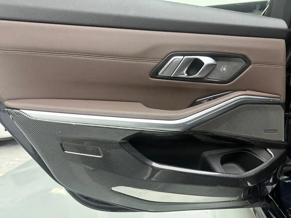 BMW 3 Series — фото 11