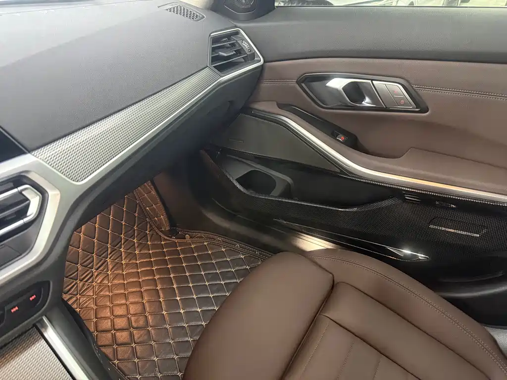 BMW 3 Series — фото 10
