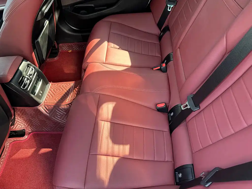 BMW 3 Series — фото 11