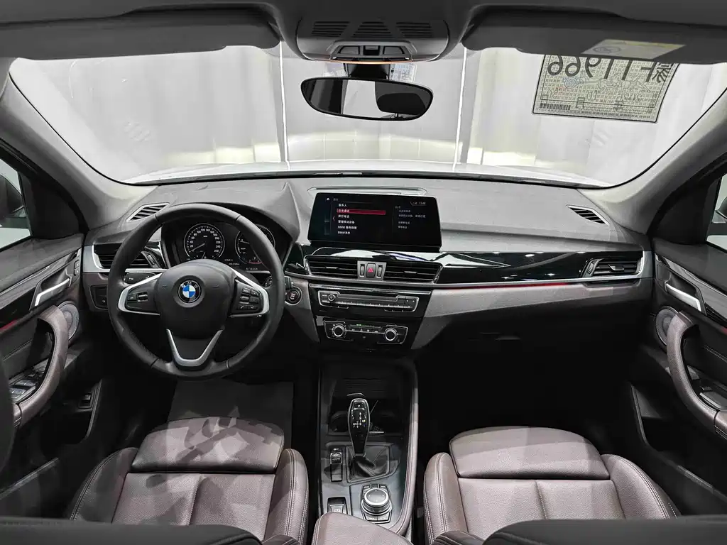 BMW X1 — фото 11