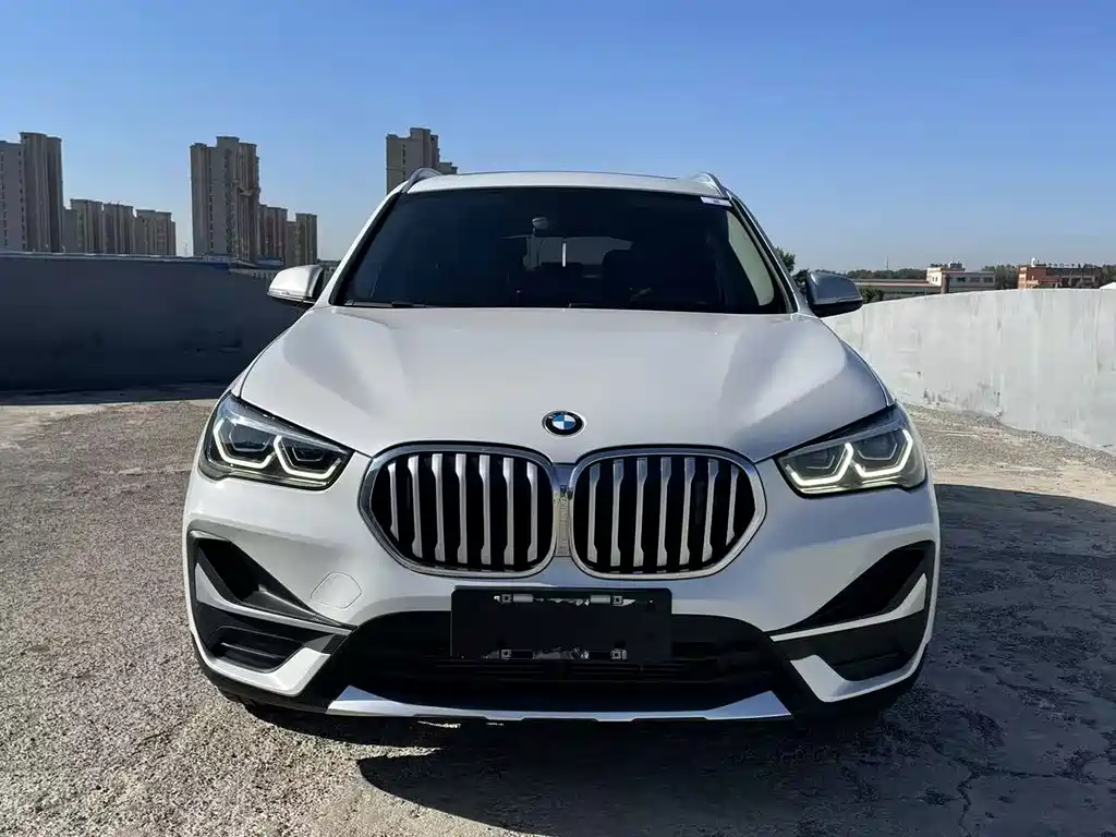 BMW X1 — фото 2