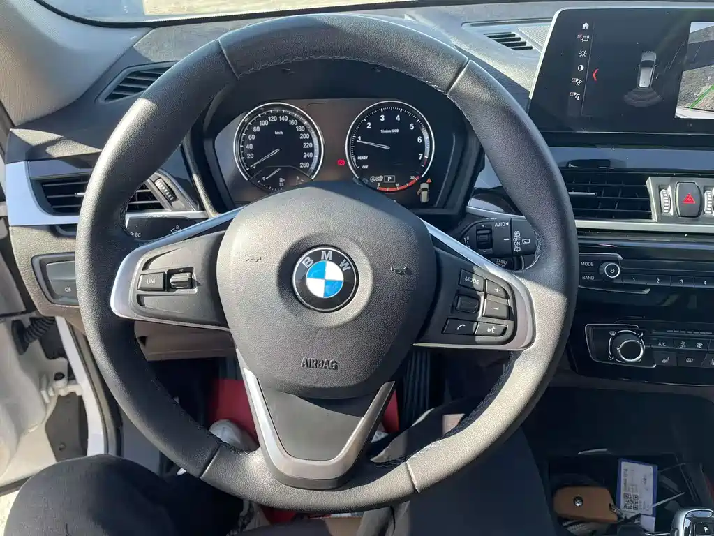 BMW X1 — фото 14