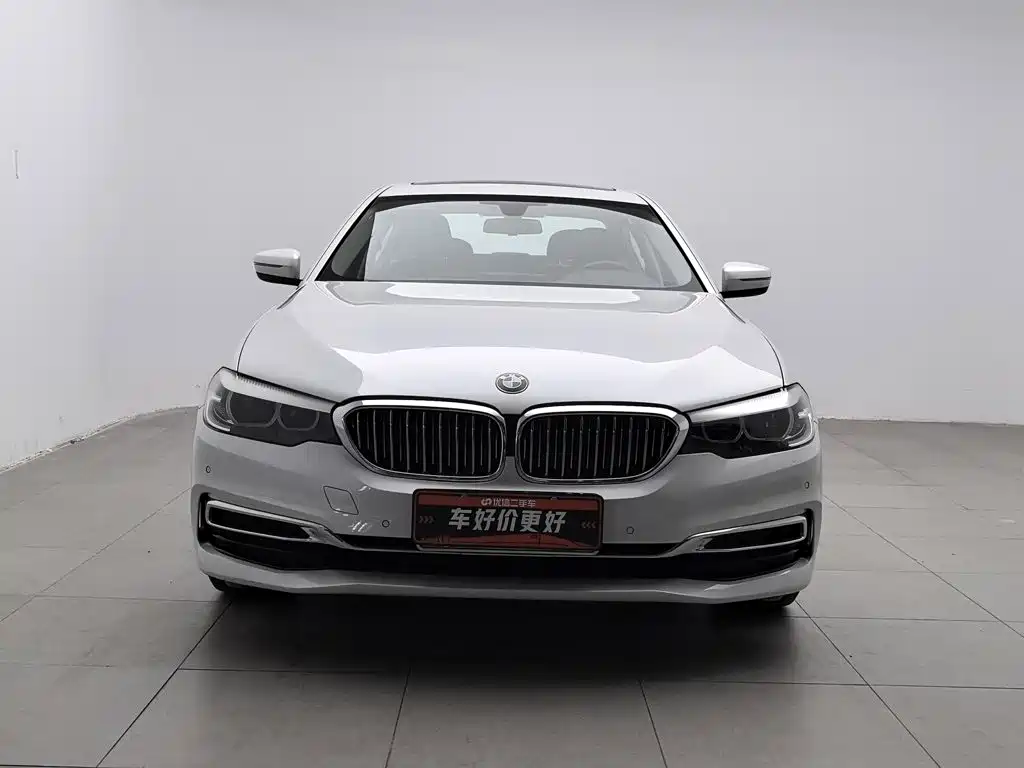 BMW 5 Series — фото 3