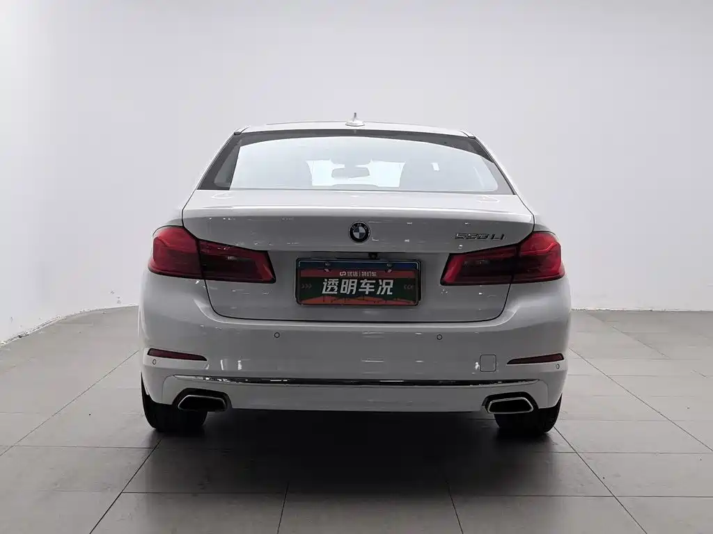 BMW 5 Series — фото 4
