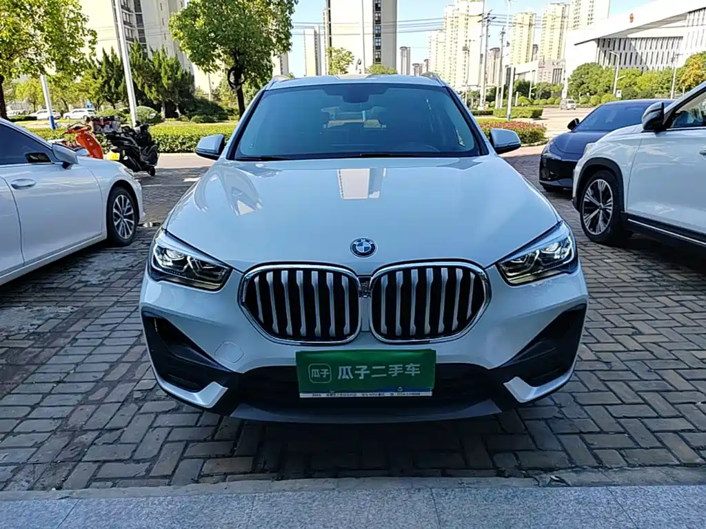 BMW X1 — фото 3
