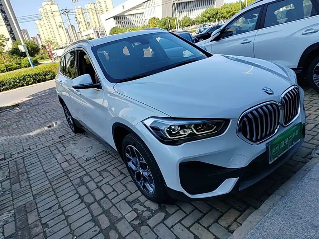 BMW X1 — фото 4