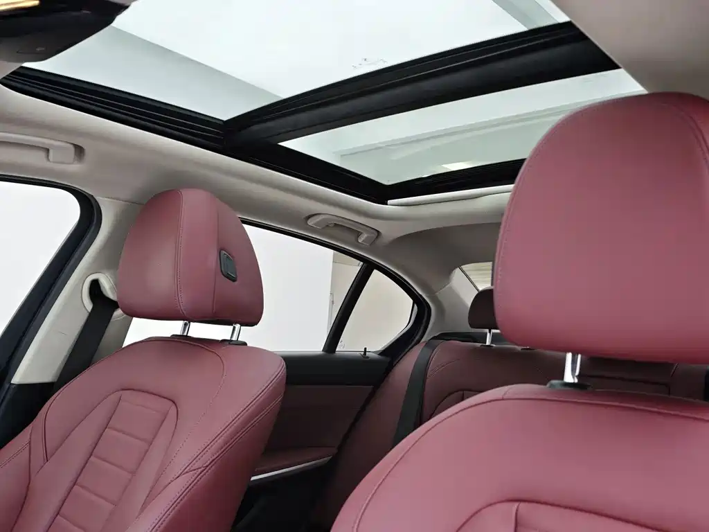 BMW 3 Series — фото 11