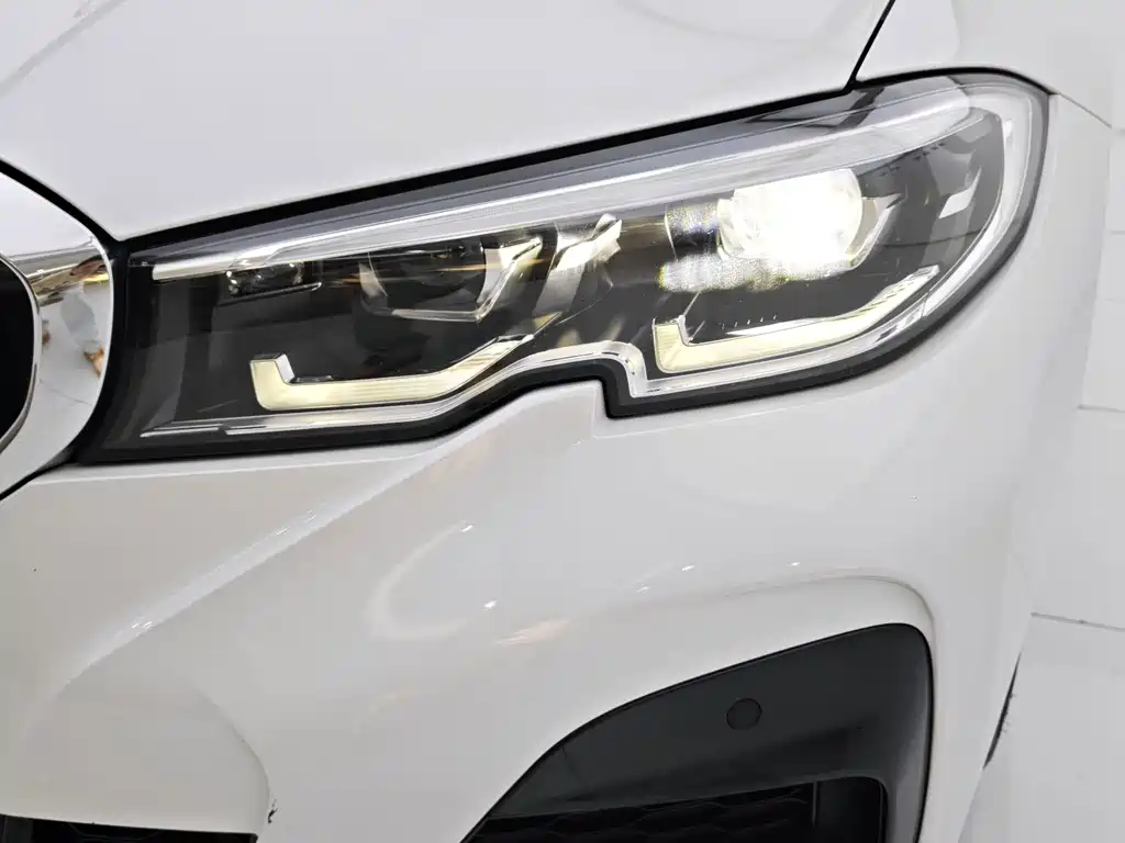 BMW 3 Series — фото 17