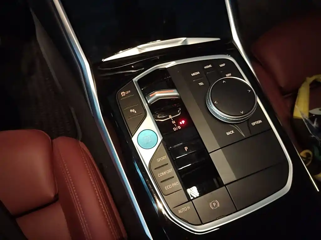 BMW i3 — фото 14