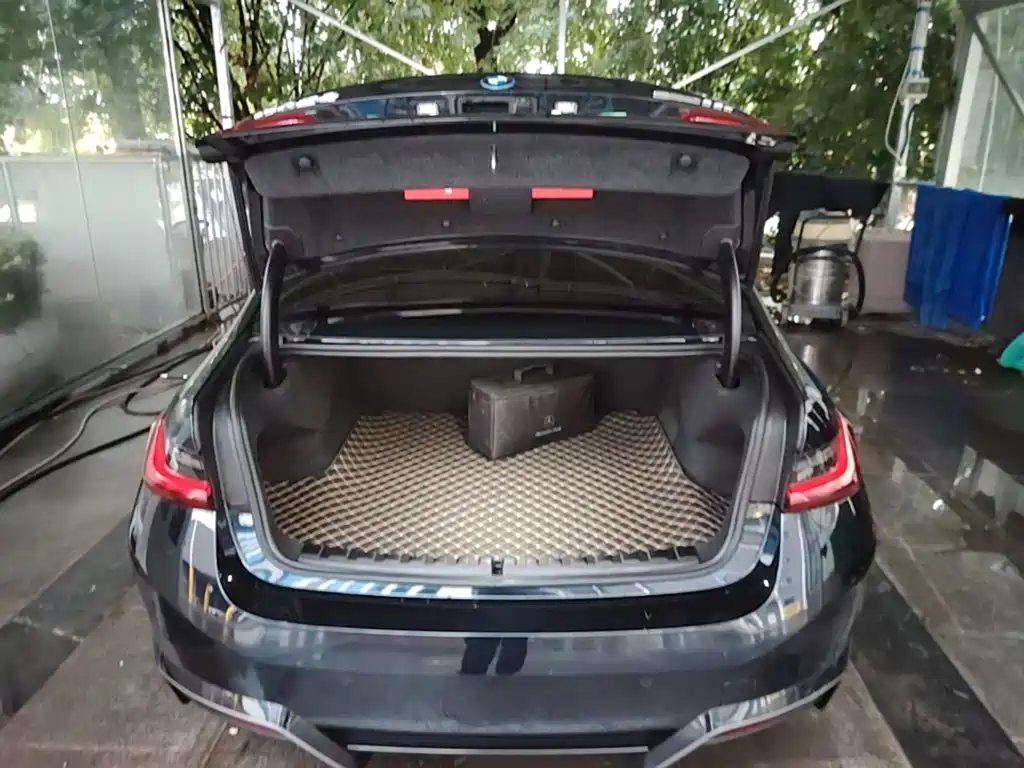 BMW i3 — фото 19